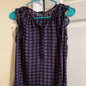 // Ann Taylor \\ blouse